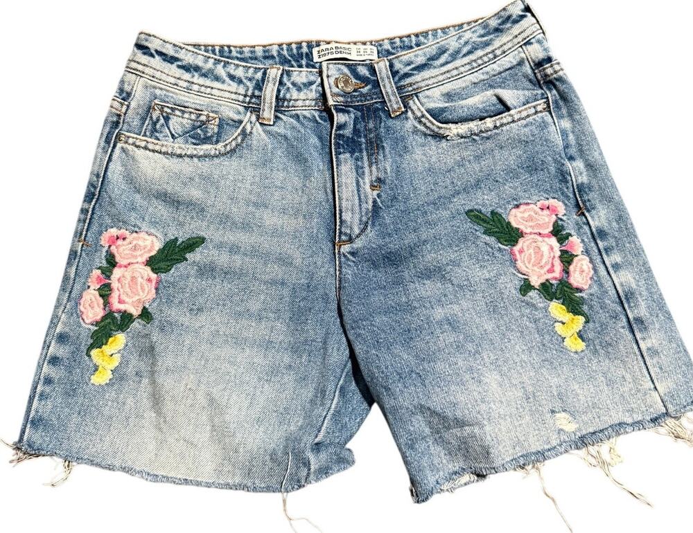 Zara Basic Z1975 Floral Embroidered Cut Off Denim Shorts, Raw Hem, Size 4